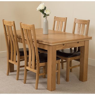 Richmond Medium Oak Extendable Dining Table with 4 Princeton Oak Dining Chairs