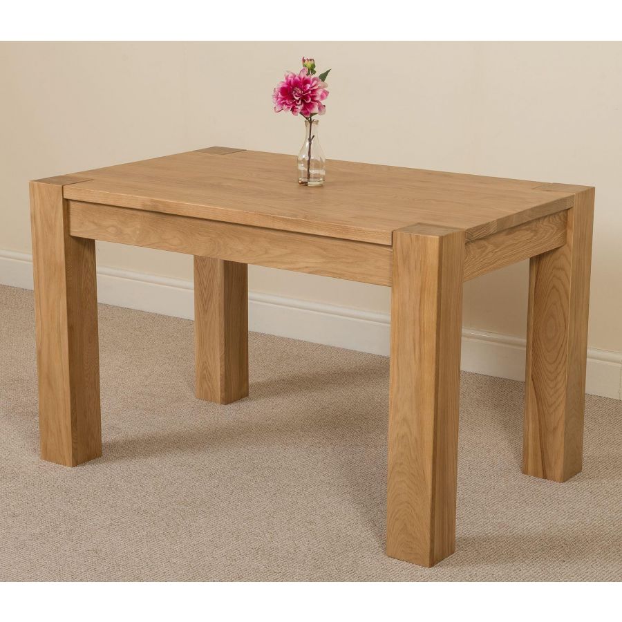 Kuba Small Oak Dining Table with 4 Stanford Oak Chairs