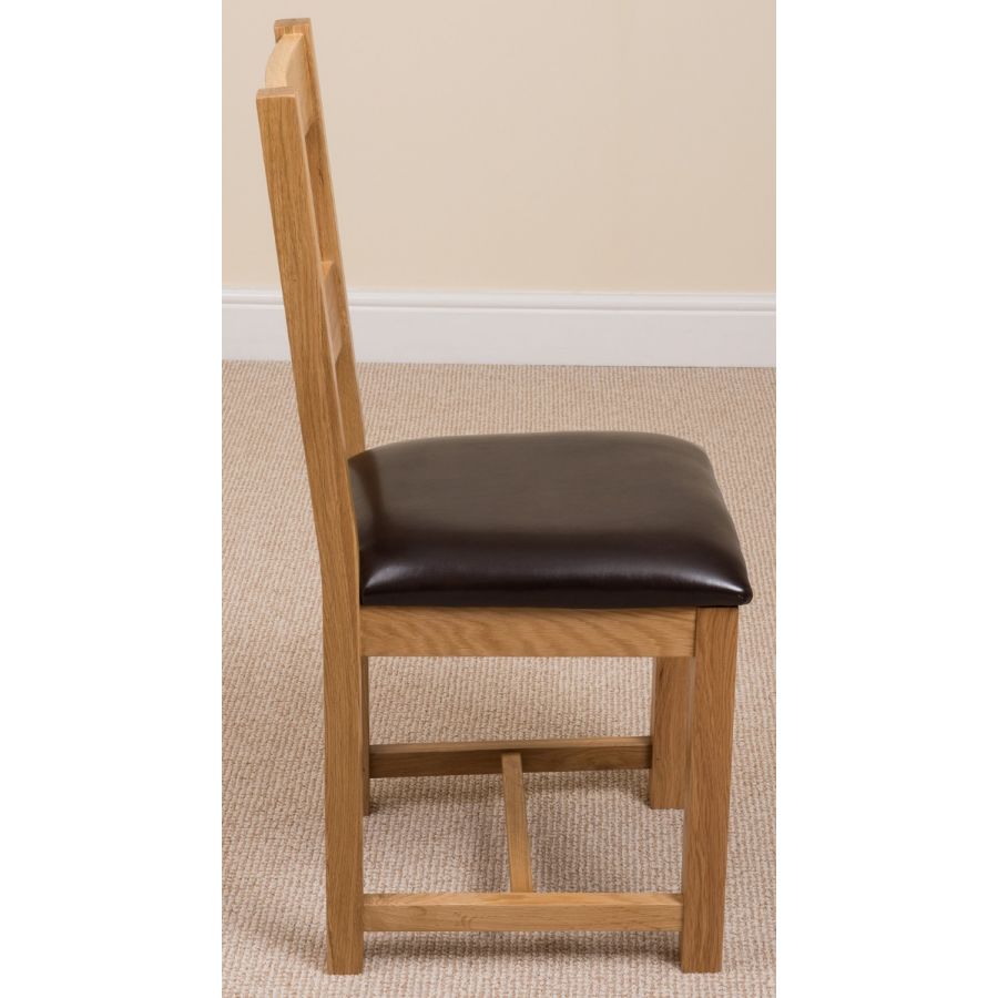 Dakota Medium Oak Dining Table with 6 Lincoln Oak Chairs