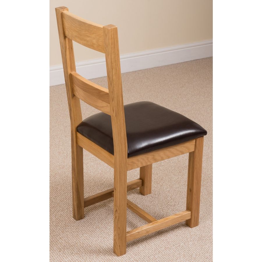 Kuba Medium Oak Dining Table with 6 Lincoln Oak Chairs