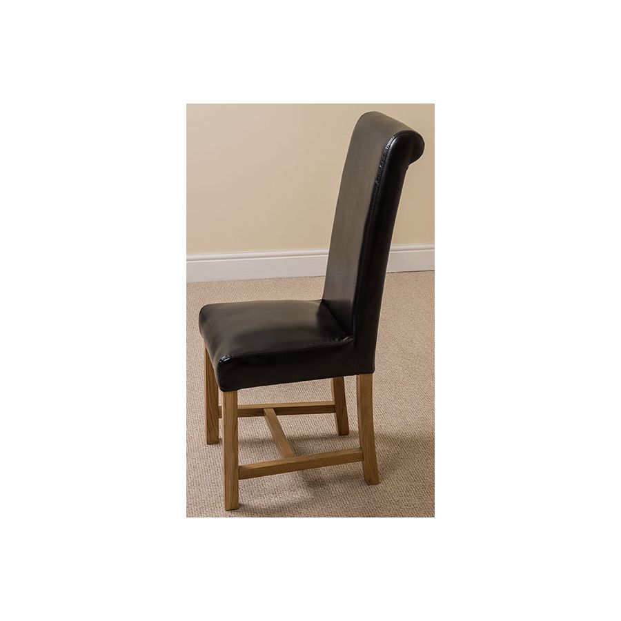 Seattle Oak Extending Dining Table and 4 Washington Black Leather Dining Chairs